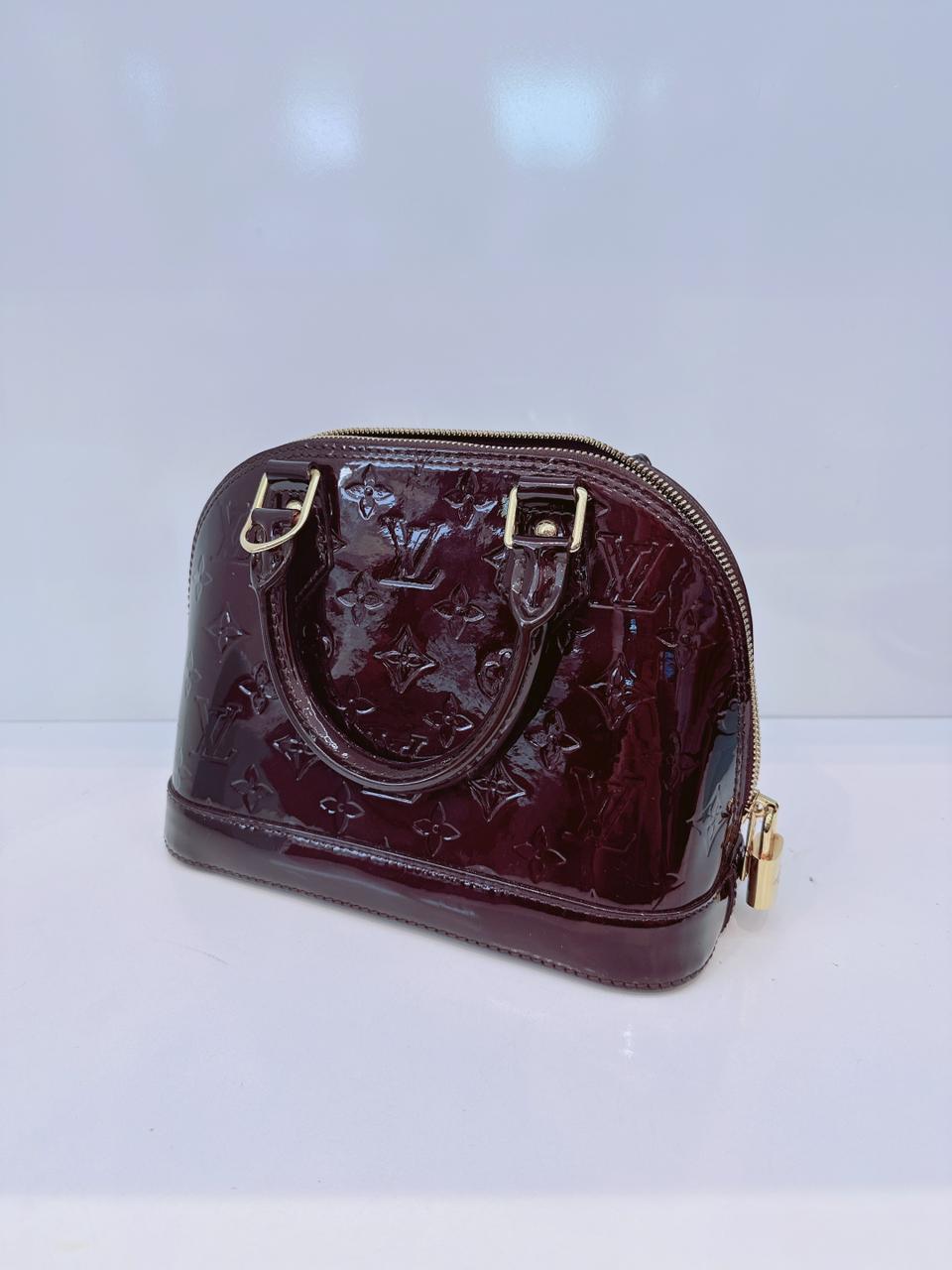 AMARANTE MONOGRAM VERNIS ALMA BB