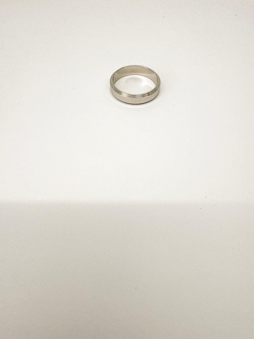 D'AMOUR PLATINUM WEDDING RING 5MM 62