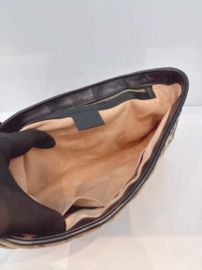 BEIGE BLACK MEDIUM GG MARMONT MATELASSE AND CANVAS SHOULDER BAG