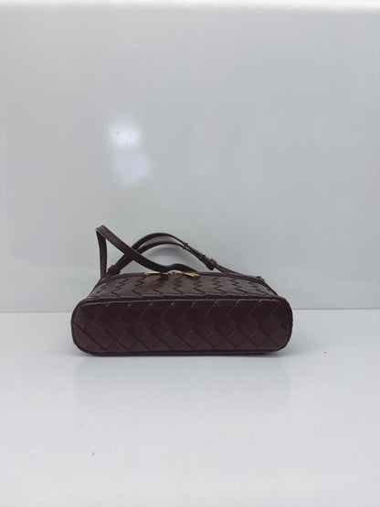 FONDANT INTRECCIATO LEATHER BANG BANG VANITY CASE WITH DETACHABLE STRAP