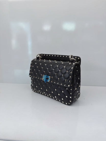 BLACK MEDIUM ROCKSTUD SPIKE CHAIN BAG IN NAPPA LEATHER