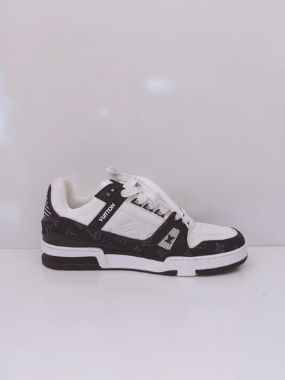 BLACK MONOGRAM DENIM AND MONOGRAM CALF LEATHER LV TRAINERS 43