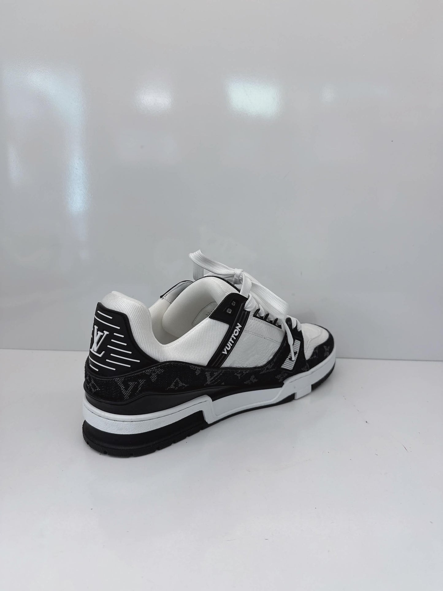 BLACK MONOGRAM DENIM AND MONOGRAM CALF LEATHER LV TRAINERS 43
