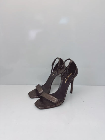 METALLIC BRONZE GUNMETAL FINISH AMBER 105 SANDALS 37