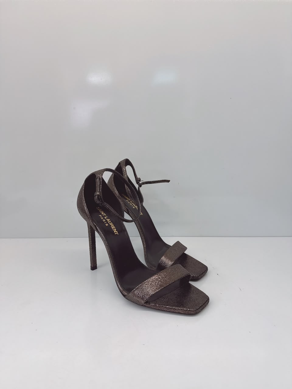 METALLIC BRONZE GUNMETAL FINISH AMBER 105 SANDALS 37