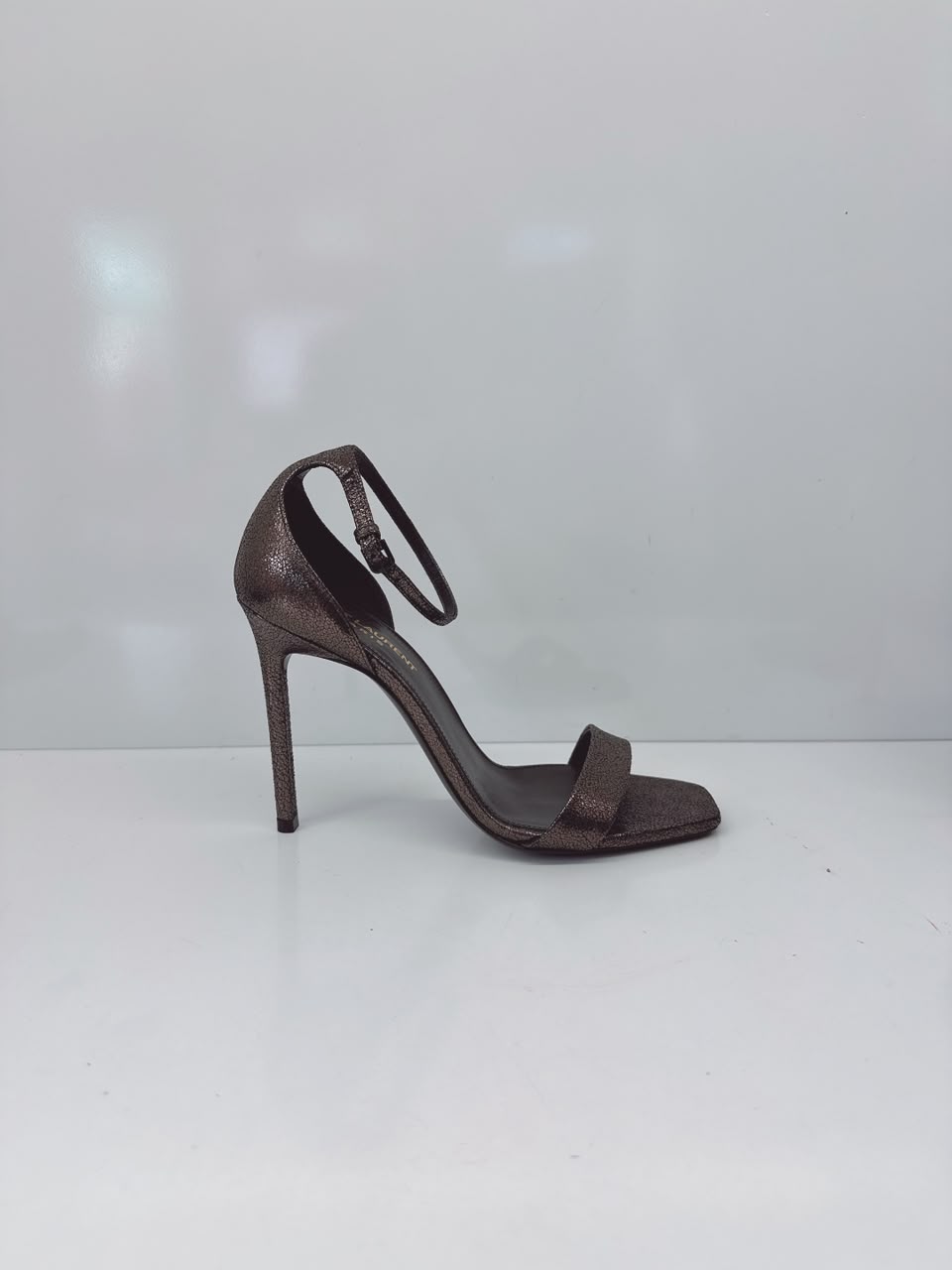 METALLIC BRONZE GUNMETAL FINISH AMBER 105 SANDALS 37
