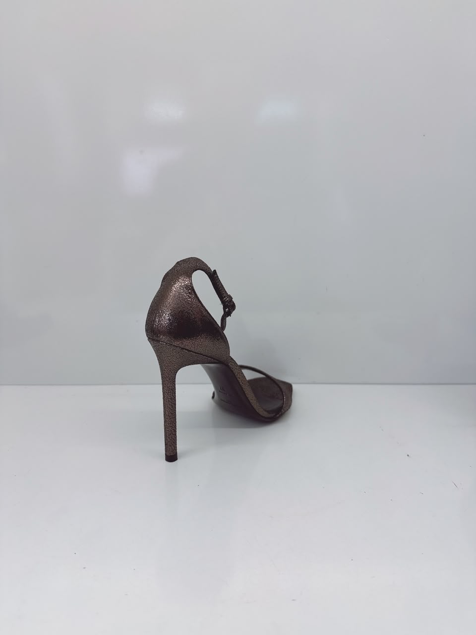 METALLIC BRONZE GUNMETAL FINISH AMBER 105 SANDALS 37