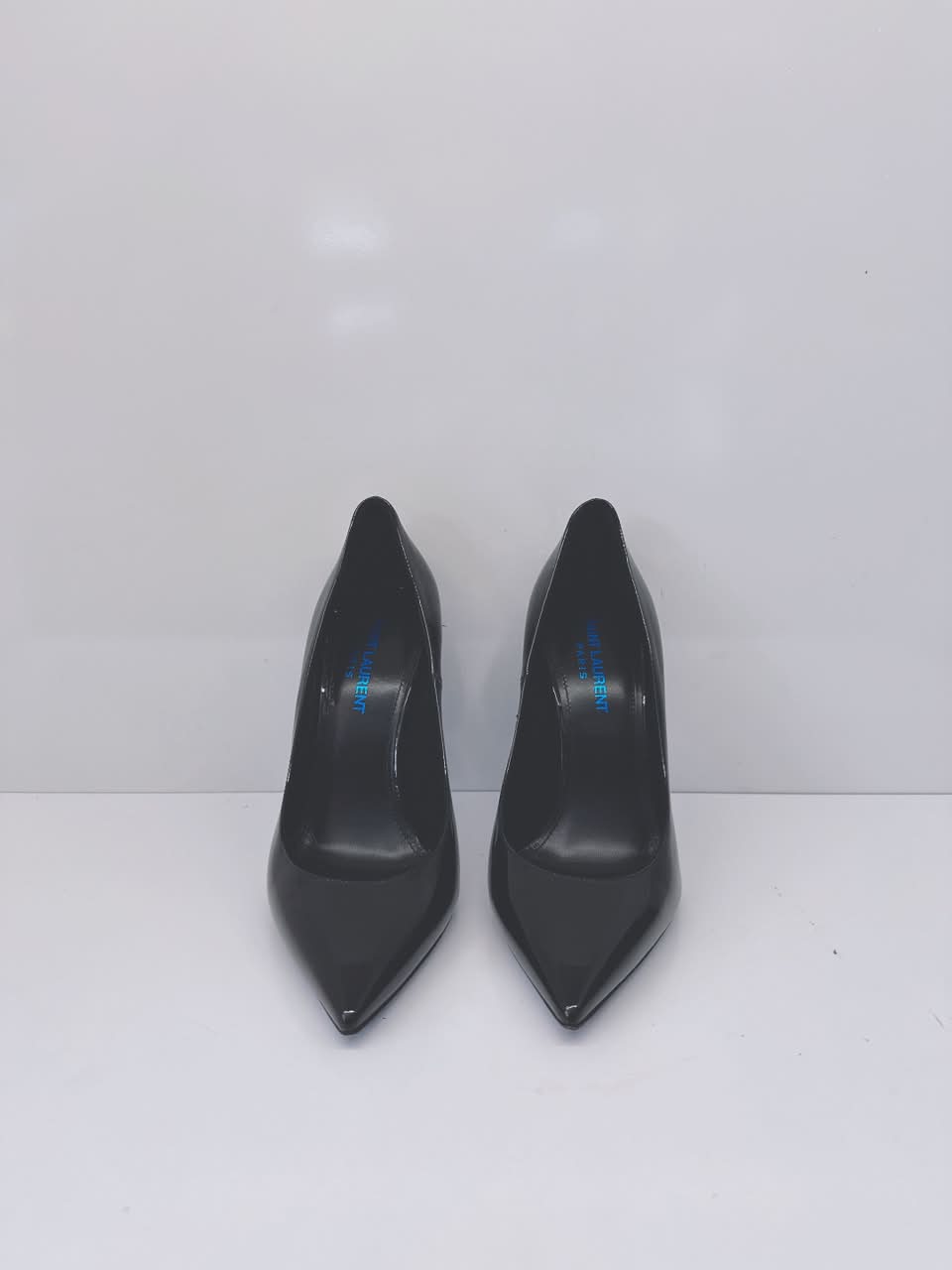 BLACK PATENT LEATHER OPYUM PUMPS 37
