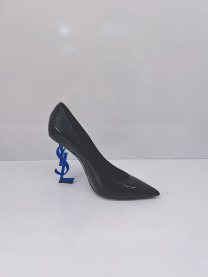 BLACK PATENT LEATHER OPYUM PUMPS 37