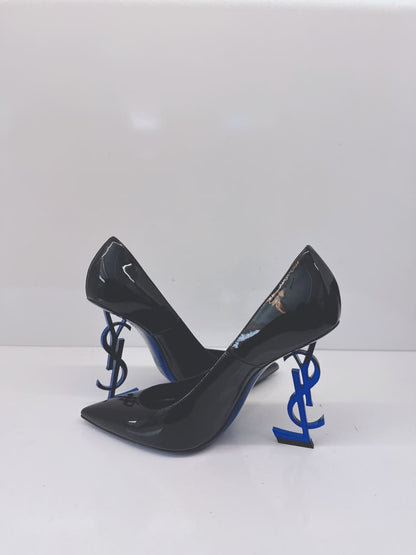 BLACK PATENT LEATHER OPYUM PUMPS 37