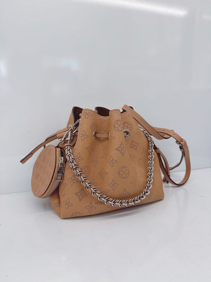 BEIGE MAHINA LEATHER BELLA BAG
