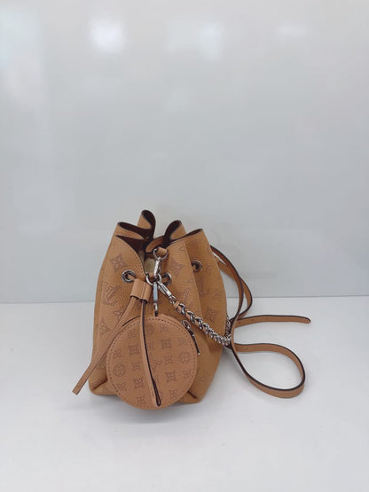 BEIGE MAHINA LEATHER BELLA BAG