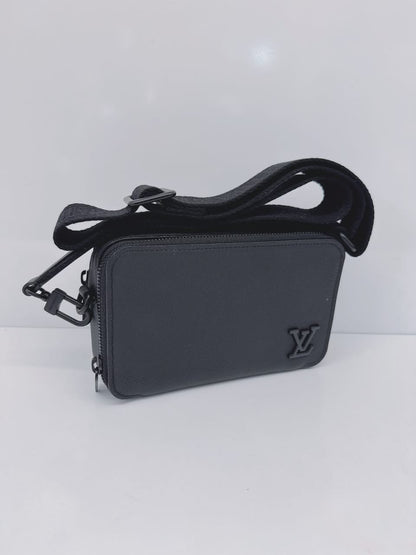 BLACK GRAINED CALF LEATHER APLHA WEARABLE WALLET