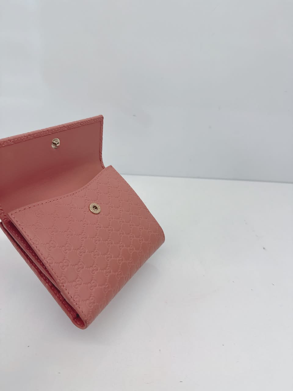 PEACH MICROGUCCISSIMA BI-FOLD WALLET