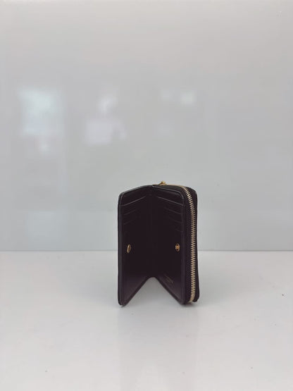 BLACK GRAIN DE POUDRE CASSANDRE MATELASSE COMPACT ZIP AROUND WALLET