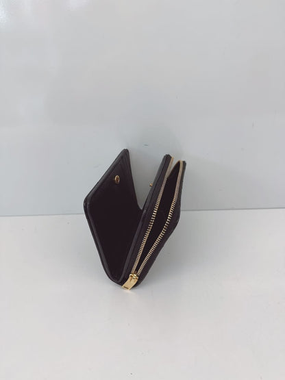 BLACK GRAIN DE POUDRE CASSANDRE MATELASSE COMPACT ZIP AROUND WALLET