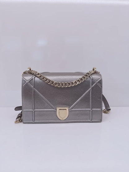 SILVER METALLIC LEATHER MEDIUM DIORAMA FLAP SHOULDER BAG