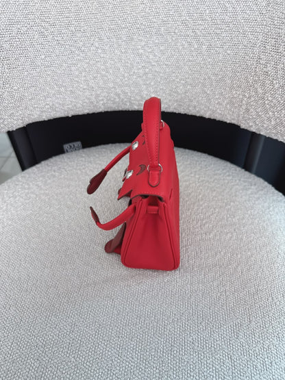 KELLY DOLL ROUGE RADIEUX AND ROUGE H SWIFT PALLADIUM HARDWARE