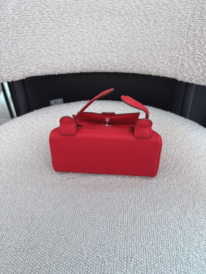 KELLY DOLL ROUGE RADIEUX AND ROUGE H SWIFT PALLADIUM HARDWARE
