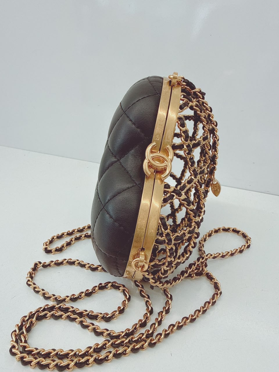 BLACK GOLD HEART MINAUDIERE BAG 23S CAGED EVENING CLUTCH