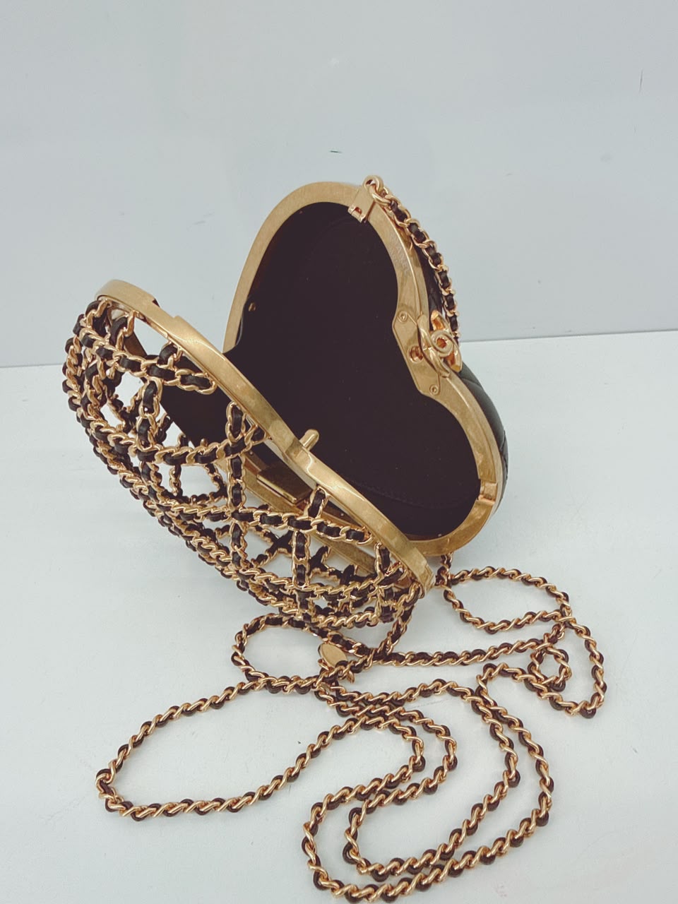 BLACK GOLD HEART MINAUDIERE BAG 23S CAGED EVENING CLUTCH