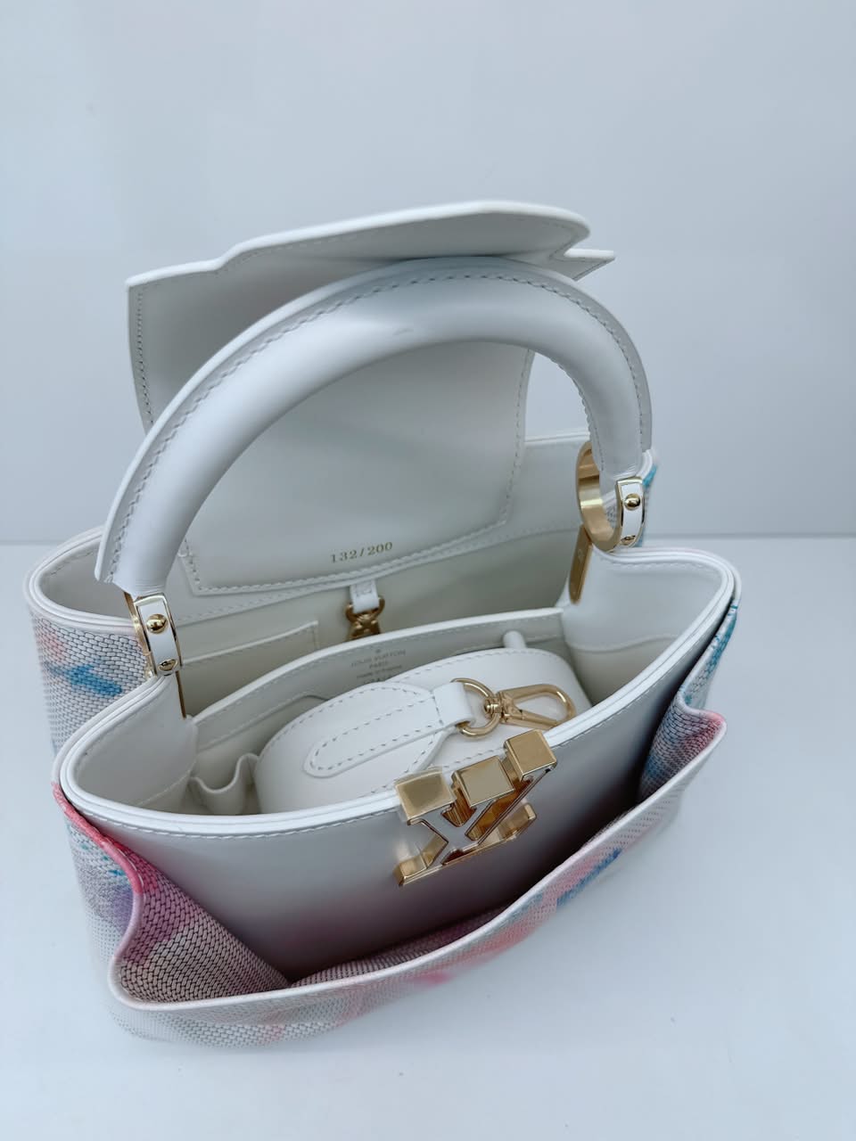 WHITE MULTICOLOR 2023 BB ARTYCAPUCINES LIZA LOU 132/200