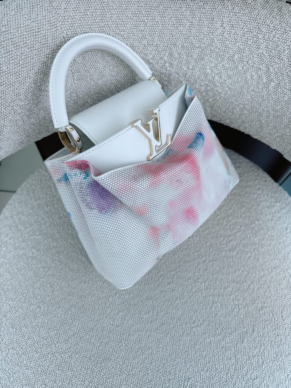WHITE MULTICOLOR 2023 BB ARTYCAPUCINES LIZA LOU 132/200