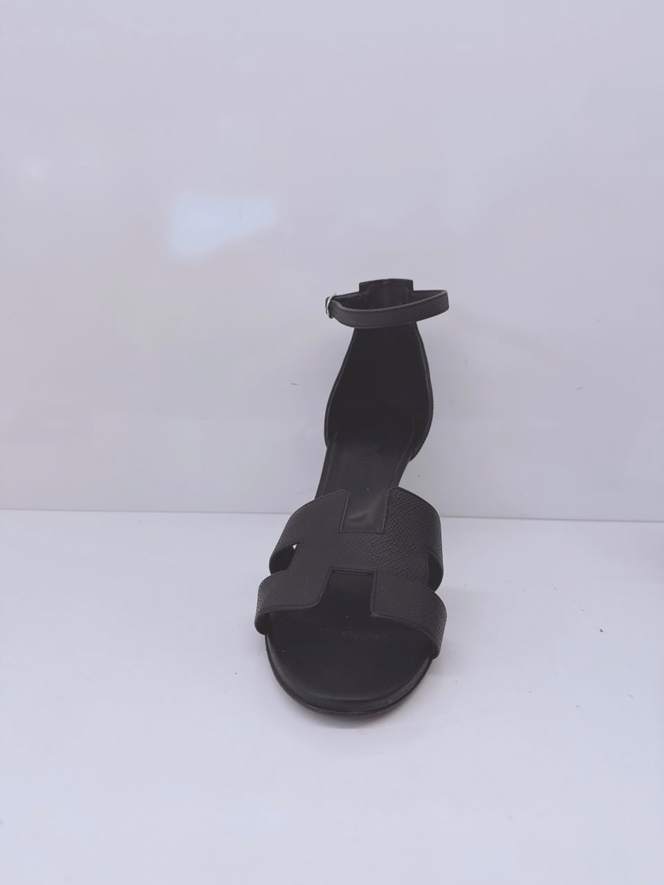 BLACK LEATHER LEGEND ANKLE STRAP SANDALS 38.5