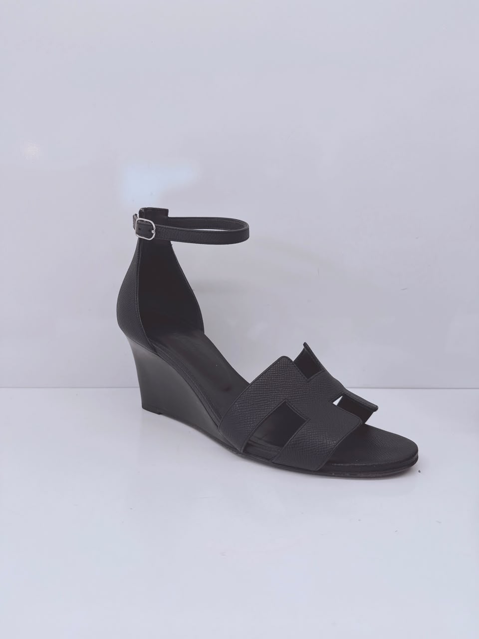 BLACK LEATHER LEGEND ANKLE STRAP SANDALS 38.5