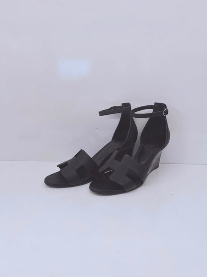 BLACK LEATHER LEGEND ANKLE STRAP SANDALS 38.5