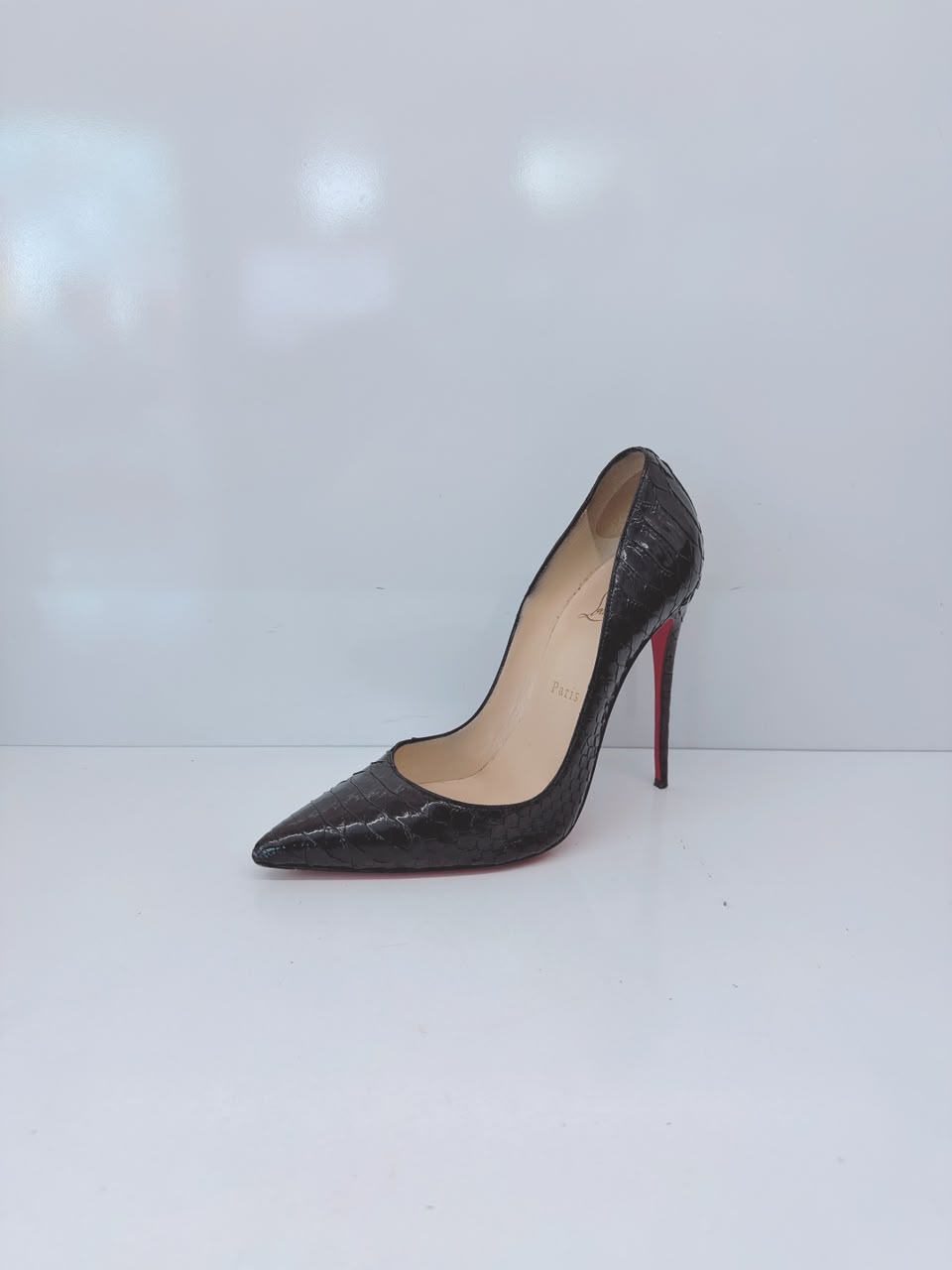 BLACK PYTHON LEATHER SO KATE PUMPS 39