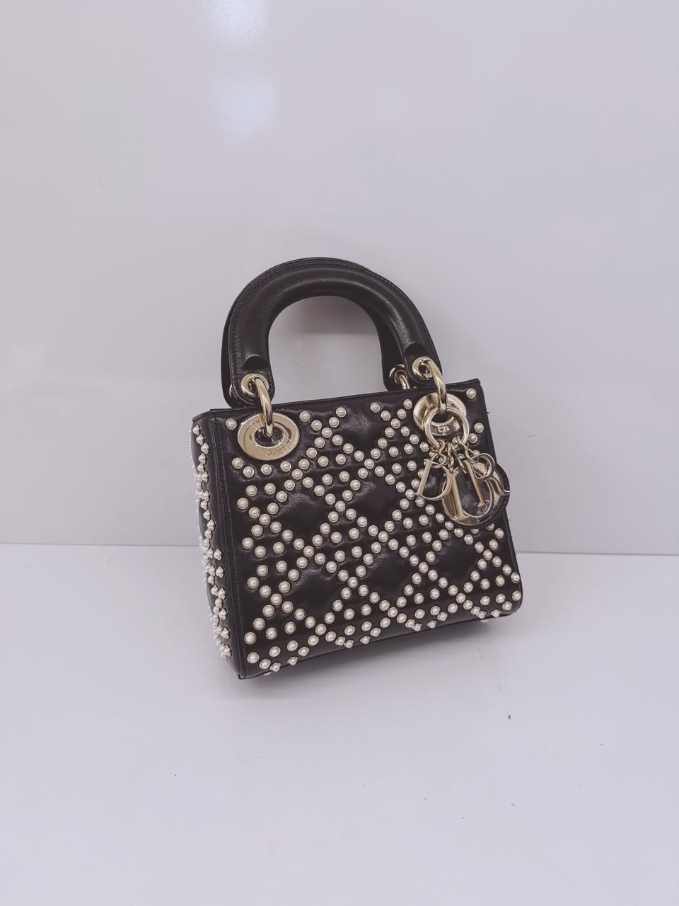 BLACK CRINKLE EFFECT LAMBSKIN PEARL CANNAGE MINI LADY DIOR