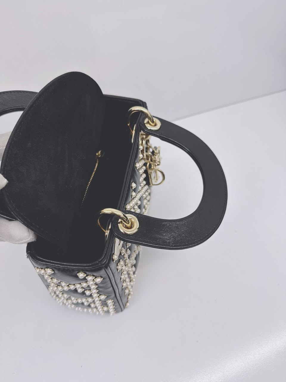 BLACK CRINKLE EFFECT LAMBSKIN PEARL CANNAGE MINI LADY DIOR