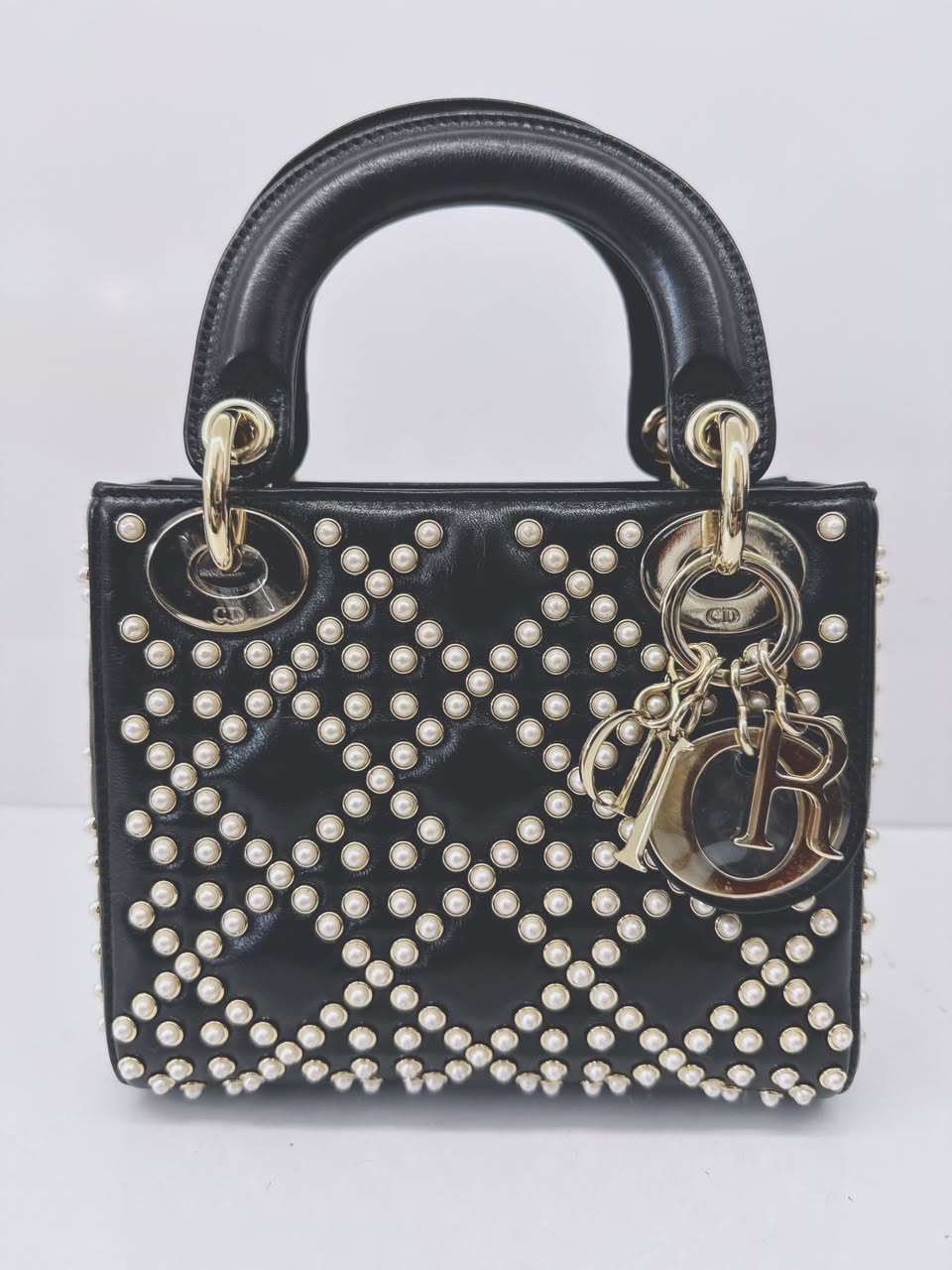 BLACK CRINKLE EFFECT LAMBSKIN PEARL CANNAGE MINI LADY DIOR