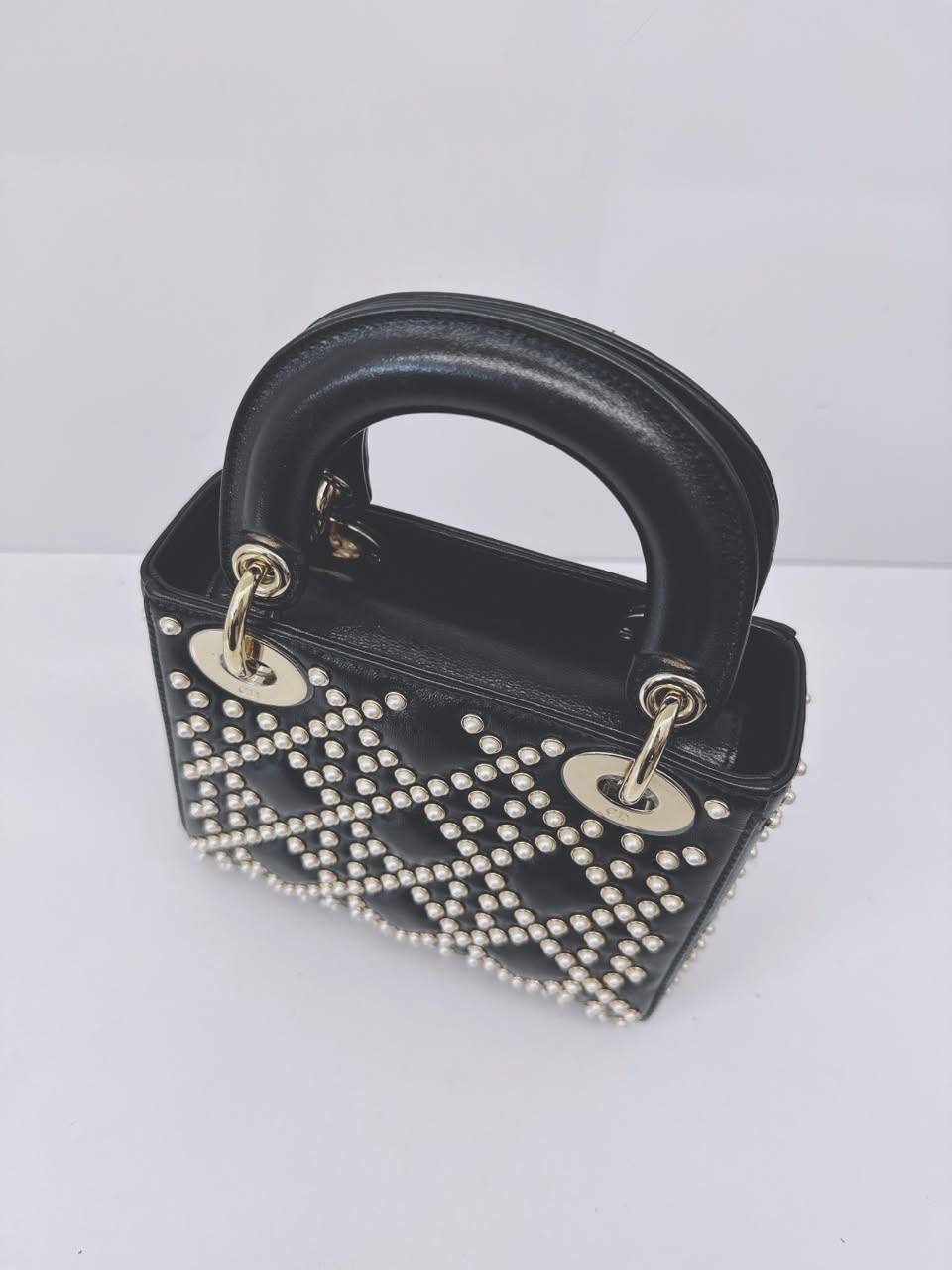 BLACK CRINKLE EFFECT LAMBSKIN PEARL CANNAGE MINI LADY DIOR