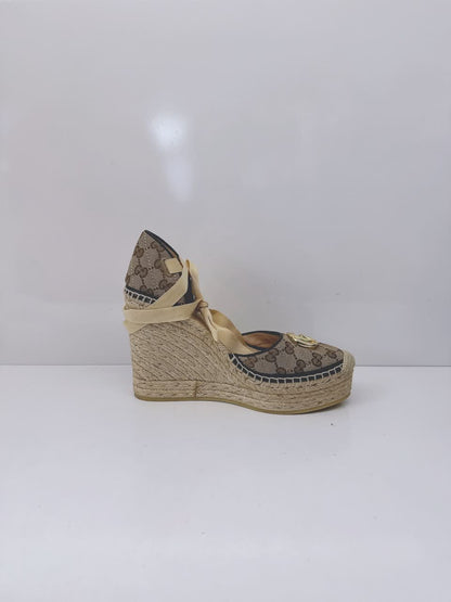 BROWN BEIGE GG CANVAS PILAR ANKLE TIE ESPADRILLE WEDGE PUMPS 40