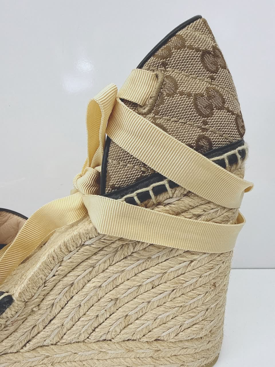 BROWN BEIGE GG CANVAS PILAR ANKLE TIE ESPADRILLE WEDGE PUMPS 40