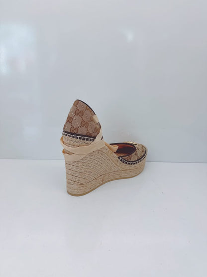 BROWN BEIGE GG CANVAS PILAR ANKLE TIE ESPADRILLE WEDGE PUMPS 40