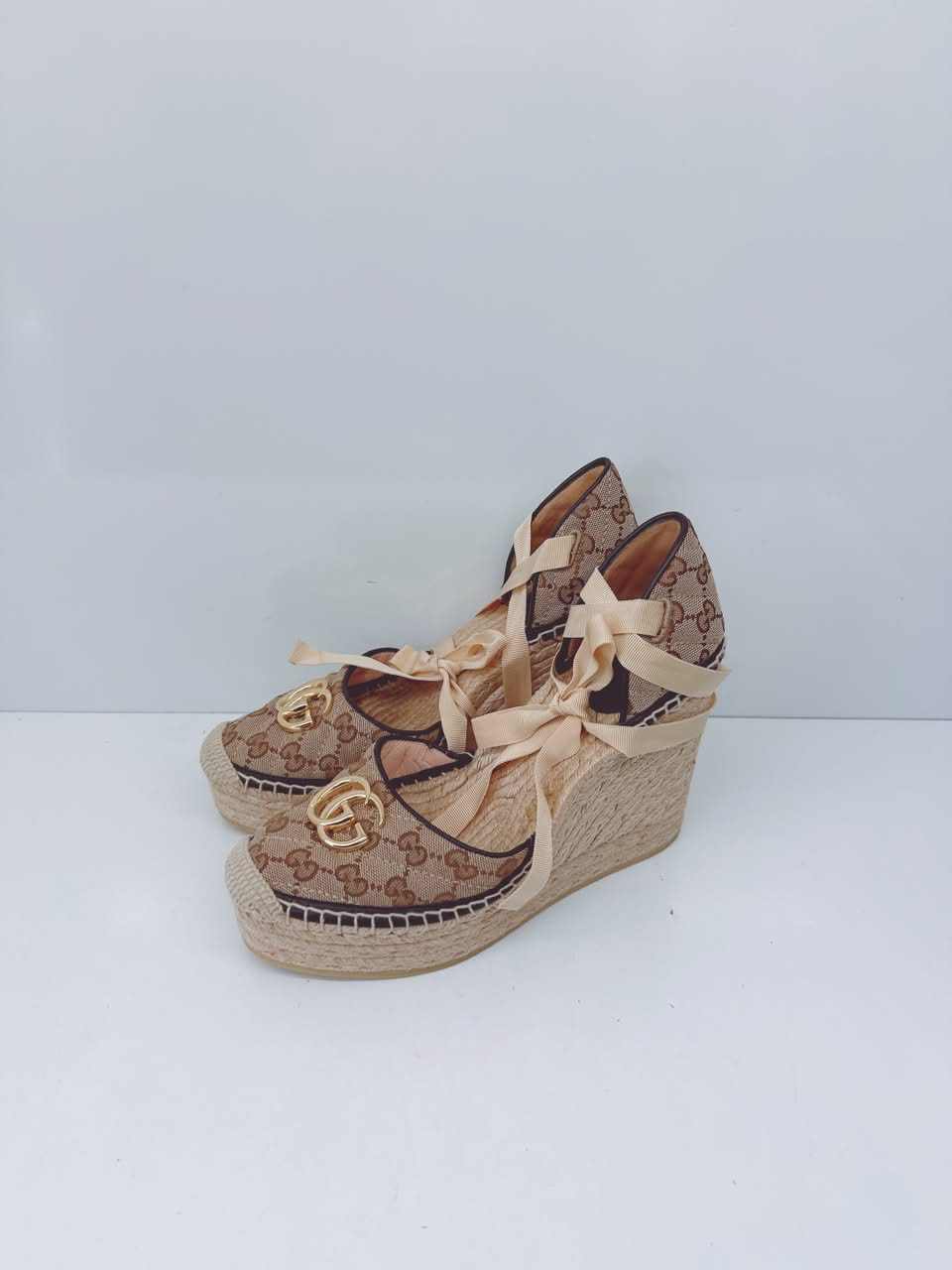 BROWN BEIGE GG CANVAS PILAR ANKLE TIE ESPADRILLE WEDGE PUMPS 40