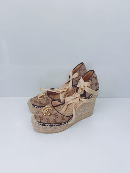 BROWN BEIGE GG CANVAS PILAR ANKLE TIE ESPADRILLE WEDGE PUMPS 40