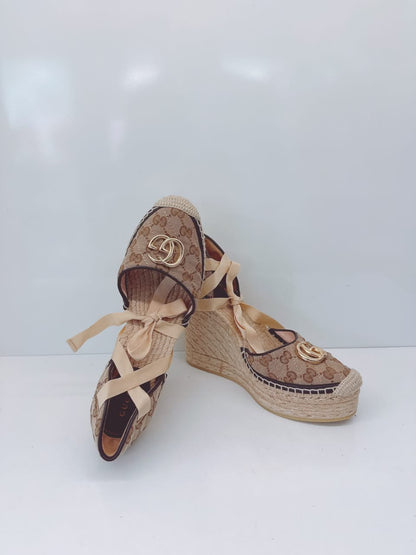 BROWN BEIGE GG CANVAS PILAR ANKLE TIE ESPADRILLE WEDGE PUMPS 40