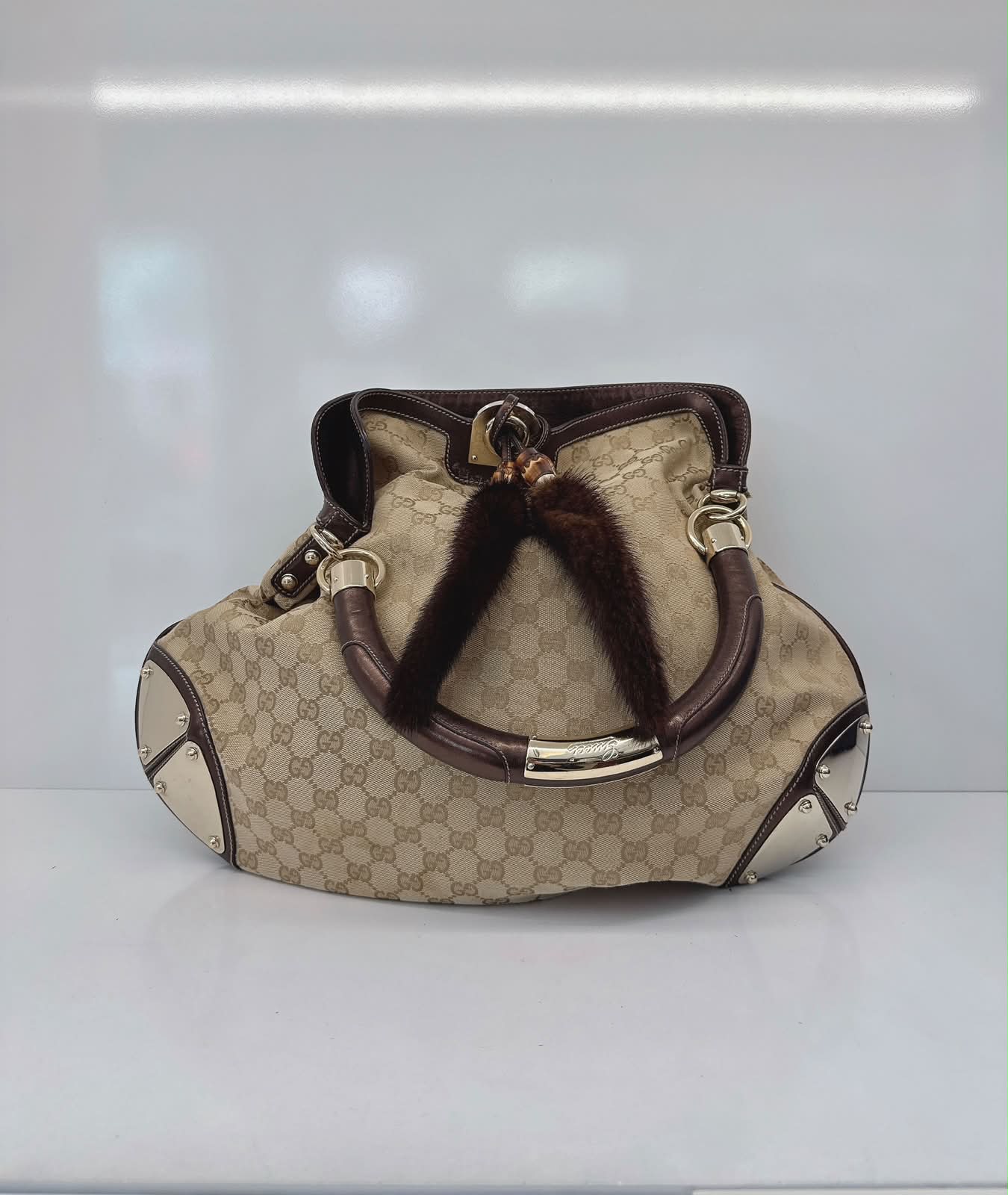 BEIGE GG CANVAS LARGE FUR TASSEL INDY HOBO BAG