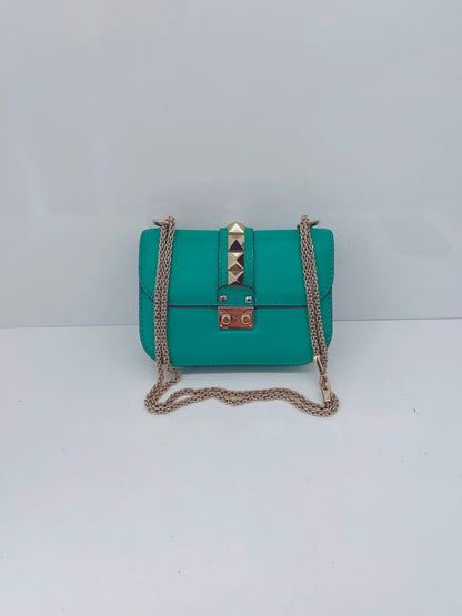 GREEN LEATHER ROCKSTUD GLAM LOCK FLAP SMALL SHOULDER BAG