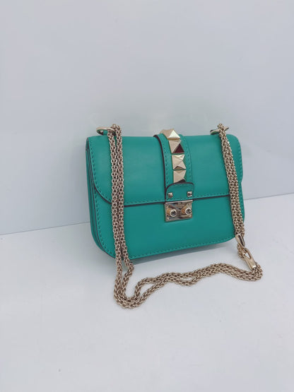 GREEN LEATHER ROCKSTUD GLAM LOCK FLAP SMALL SHOULDER BAG