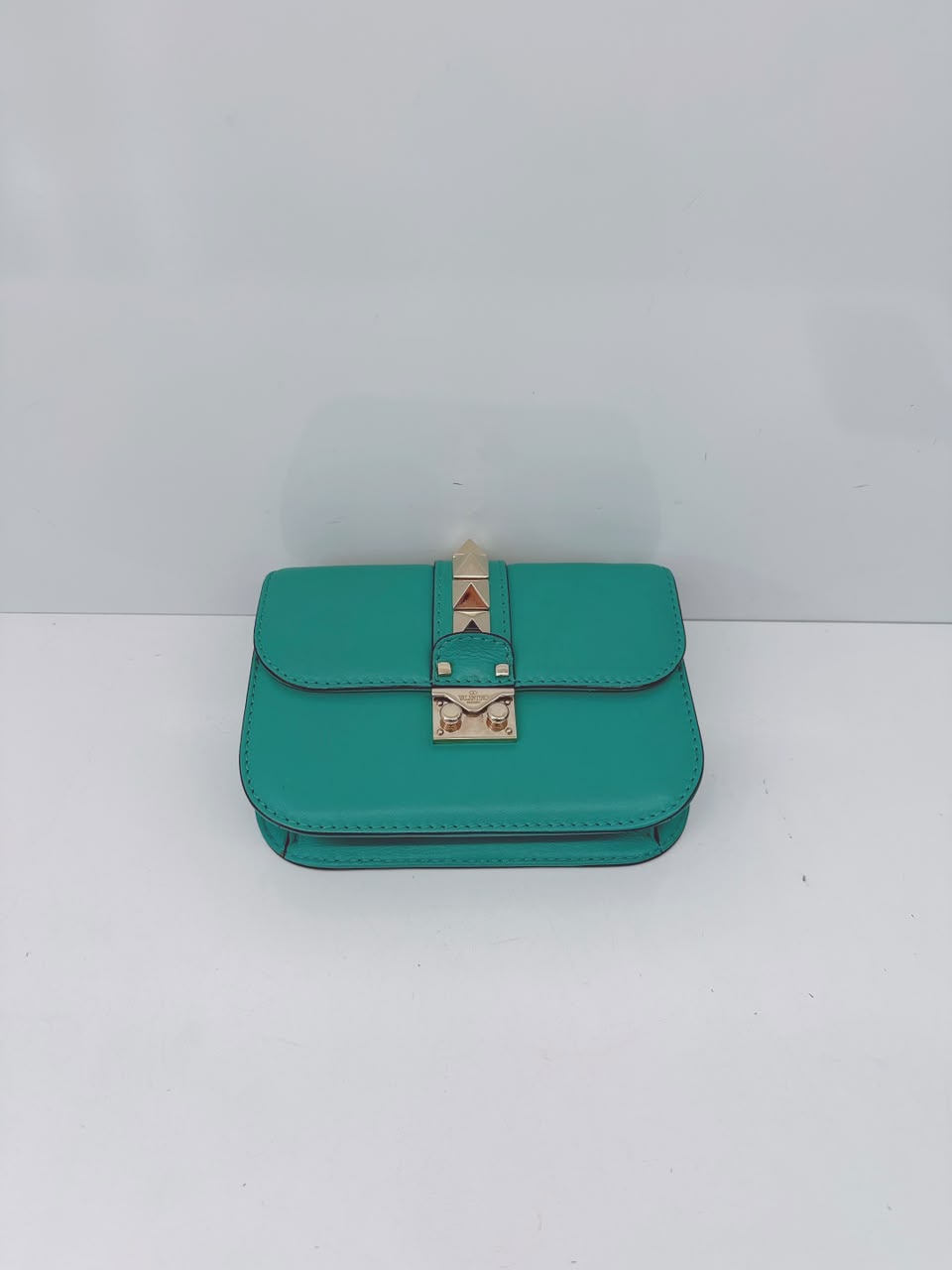 GREEN LEATHER ROCKSTUD GLAM LOCK FLAP SMALL SHOULDER BAG
