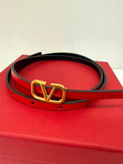 RED BLACK LEATHER REVERSIBLE NARROW V LOGO BELT 70CM