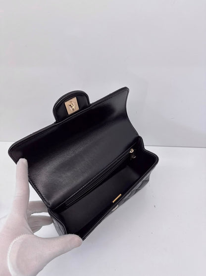 SO BLACK QUILTED CC CLASSIC SINGLE FLAP TOP HANDLE BAG