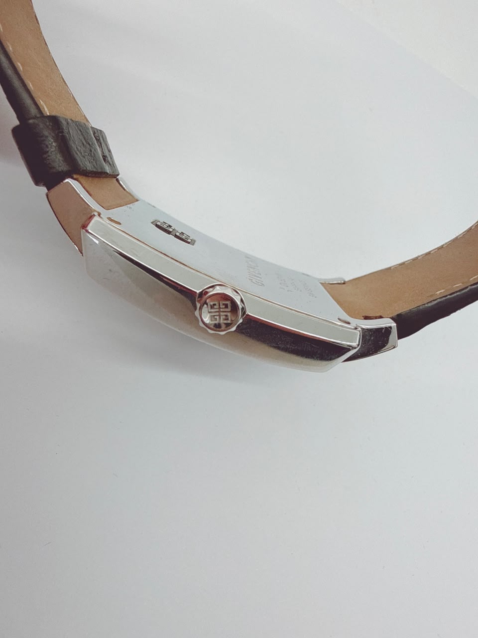 MOTHER OF PEARL STAINLESS STEEL DIAMONDS WATCH GV.5214M