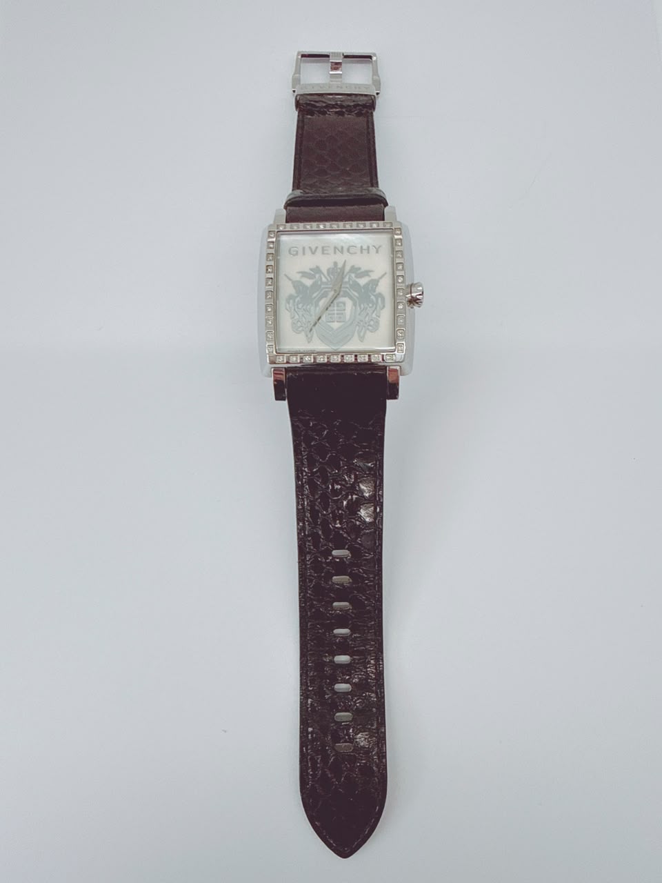 MOTHER OF PEARL STAINLESS STEEL DIAMONDS WATCH GV.5214M