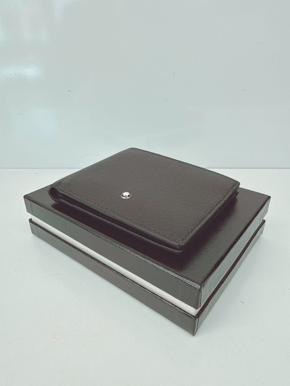 BLACK GRAIN LEATHER 6CC CLASSIC BIFOLD WALLET